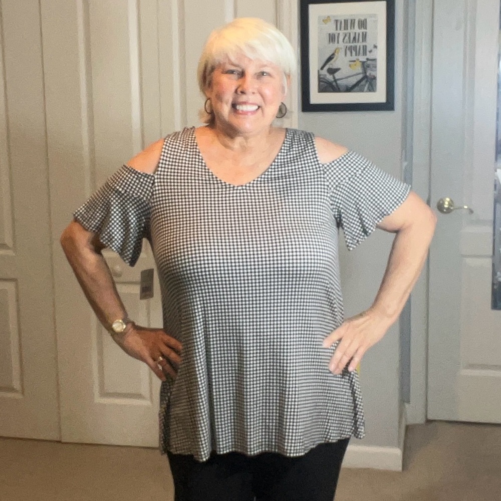 ELLE Cold Shoulder Black White Gingham Top Size Large, NWT